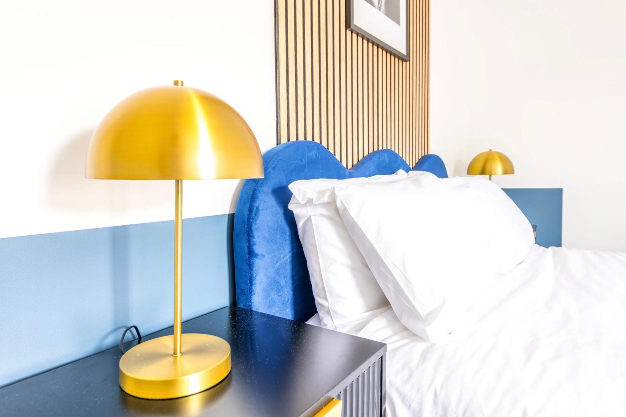 Skyfall With Free Parking For Families & Business By Prescott Apartments Bristol Ngoại thất bức ảnh