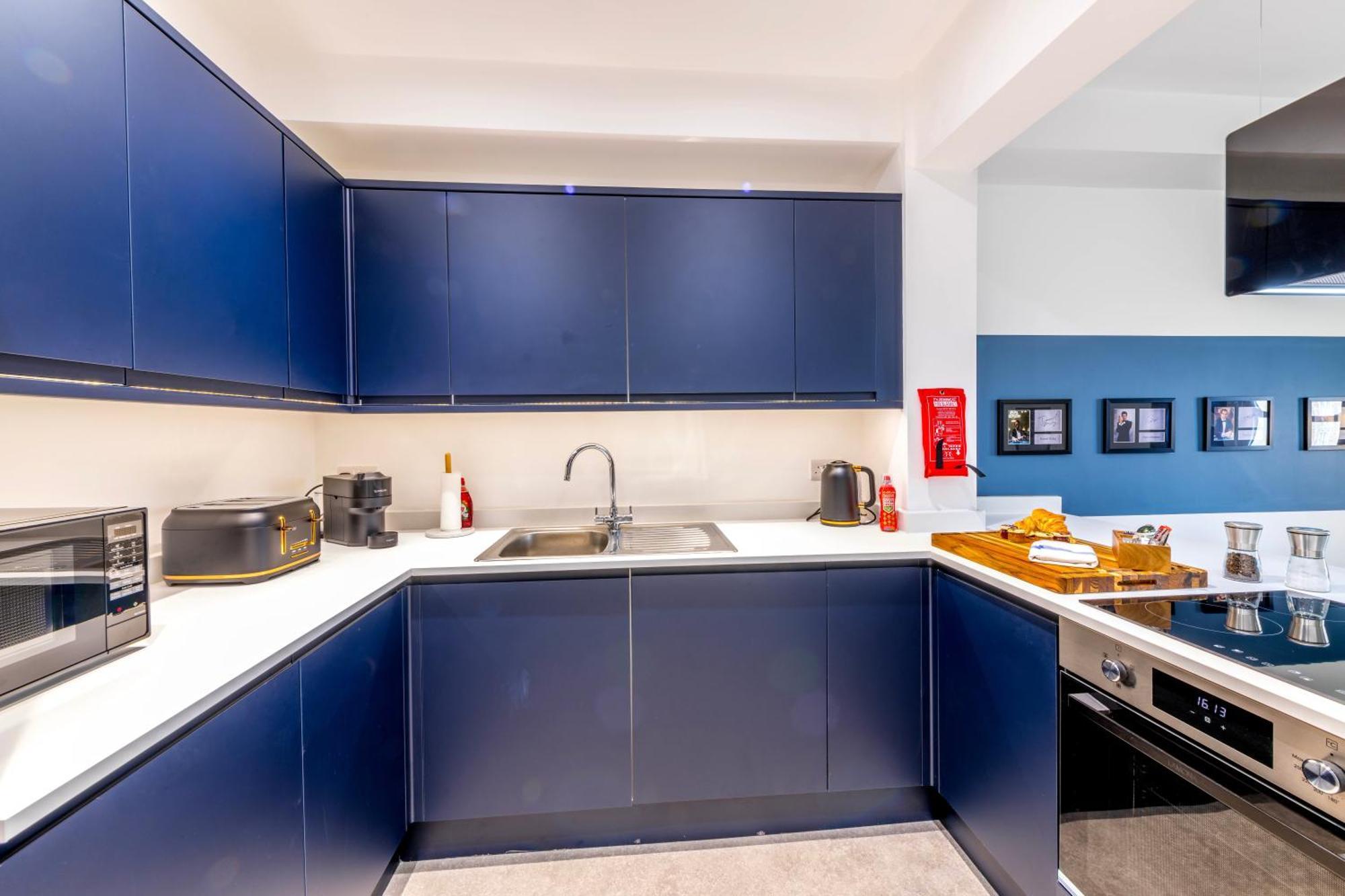 Skyfall With Free Parking For Families & Business By Prescott Apartments Bristol Ngoại thất bức ảnh